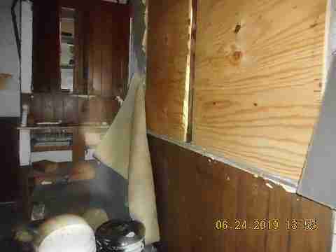 2075 Burnside (22)_m.jpg